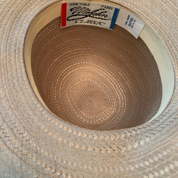 Beautiful Tan Straw hat - Picture 3 of 4